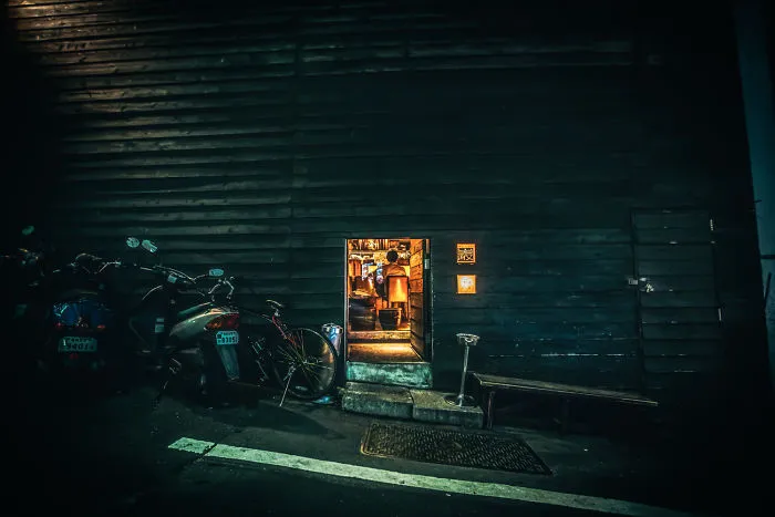 I Take Pictures Of Tokyo At Night And It Resembles Blade Runner