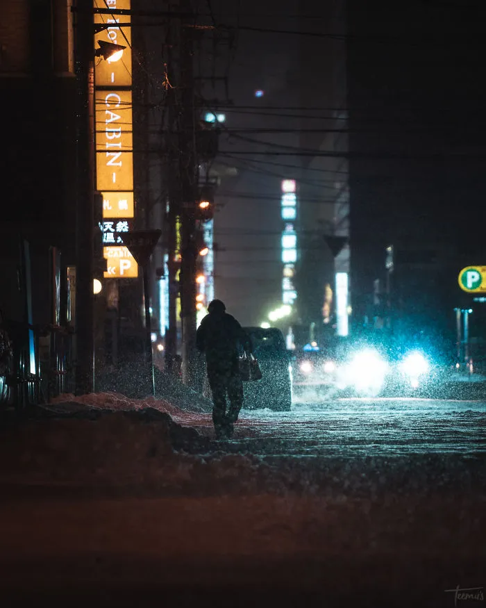 I Spent 3 Weeks In Japan This Winter, Here Are My Best Cyberpunk And Noir Film Inspired Photographs (34 Pics)