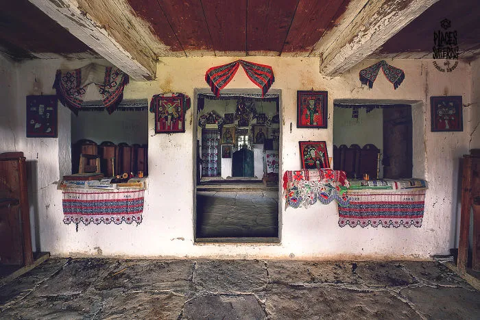 19 Pictures I Took Of Abandoned Places In The Apuseni Mountains