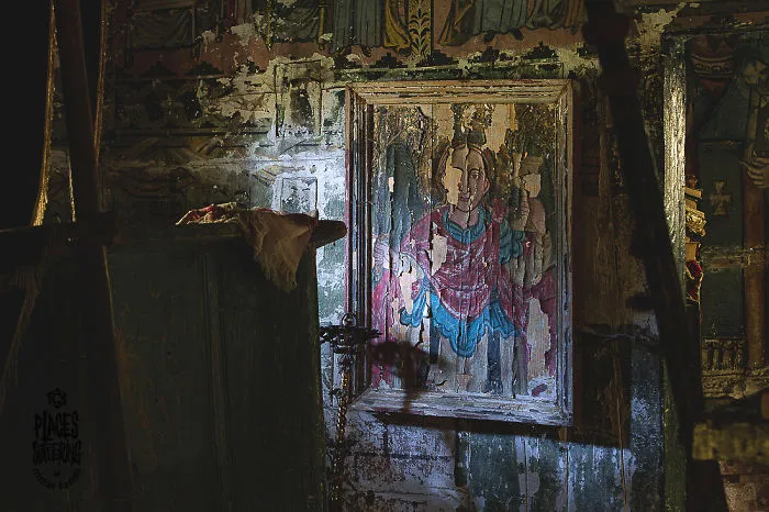 19 Pictures I Took Of Abandoned Places In The Apuseni Mountains