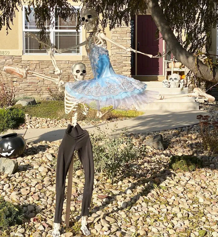 I’m So Bad At Dancing, The Dead Dance Better Than Me!