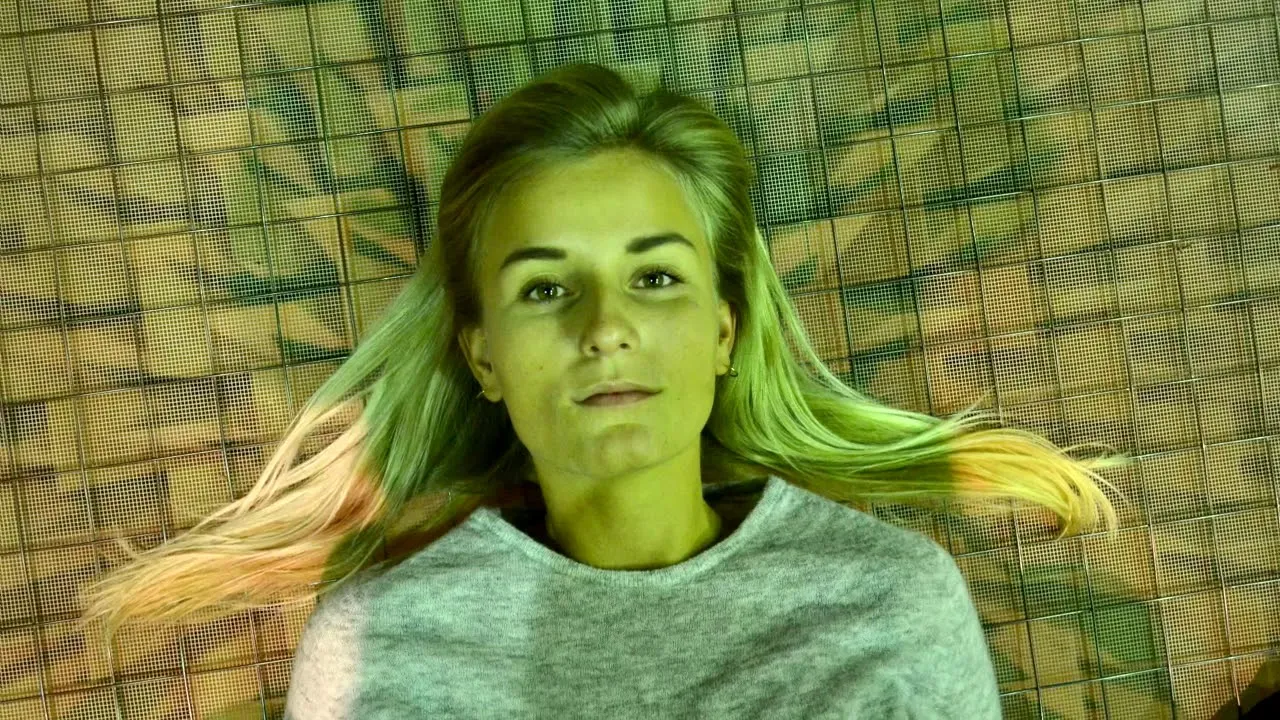 The Girl Spends Only 48 Minutes In The Soundproof Room, And This Is What Happened