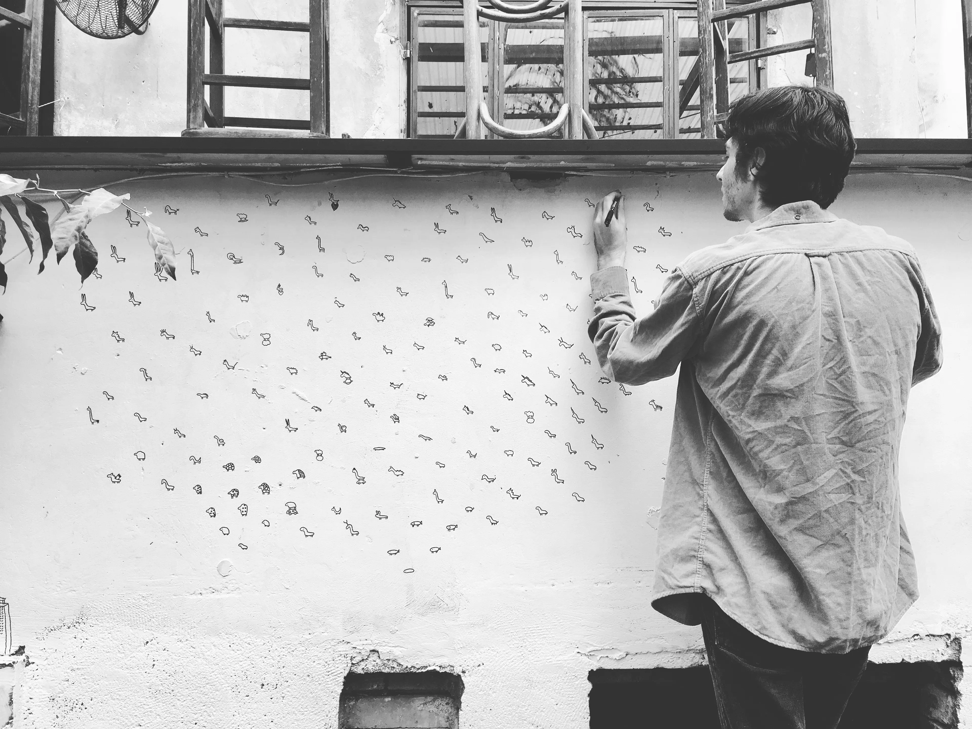 This Artist Only Draws Animals Facing Left To Support Animal Rights