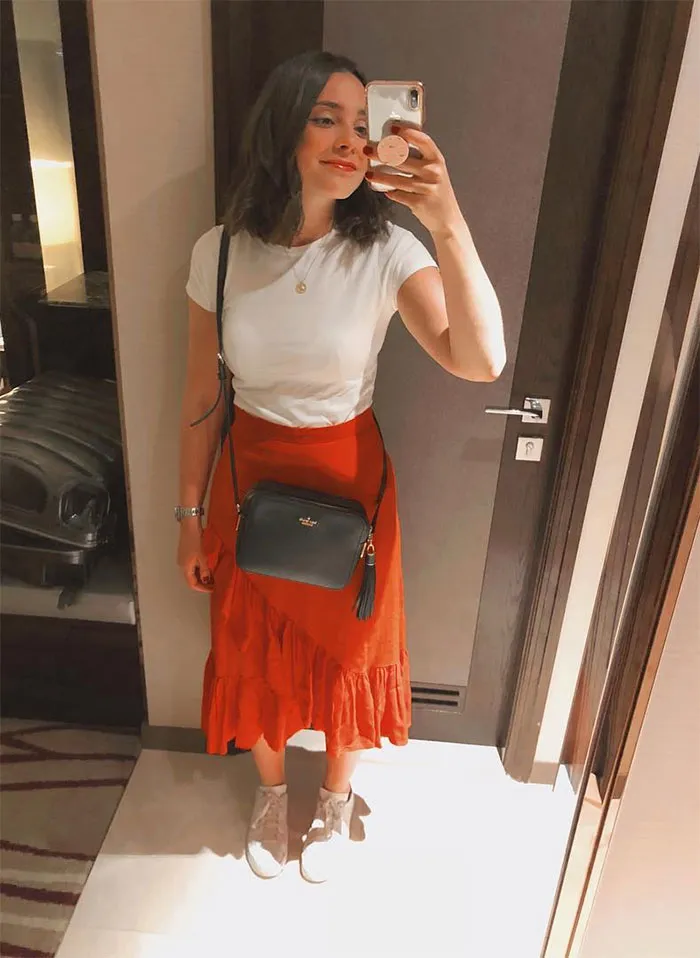 Woman Posts Outfit Pics Her Boyfriend Hates, Captions Each One With A Quote From Him (30 Pics)