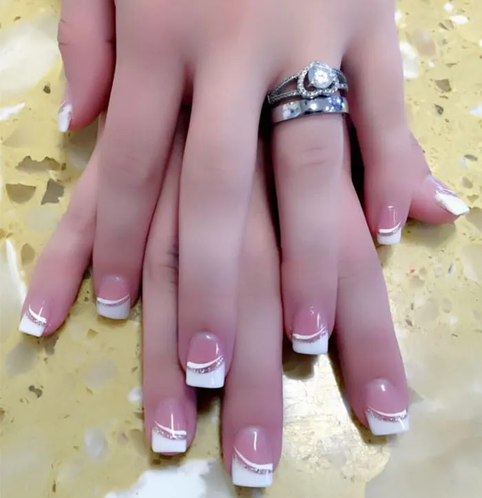 Local Nail Salon Apparently Removes All Wrinkles From Your Hands After Doing Your Nails
