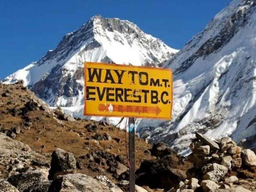 Dancing Clouds In The Himalayas | Everest Base Camp Trek 2019 - Timelapse