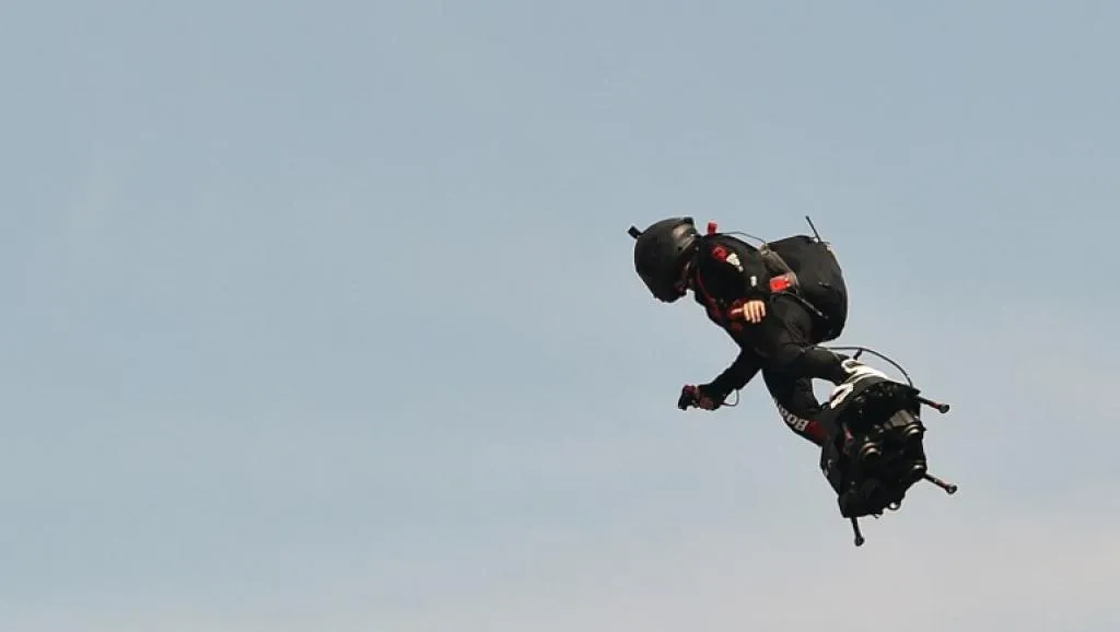Franky Zapata | Man Who Crossed English Channel On Hoverboard In A Single Run