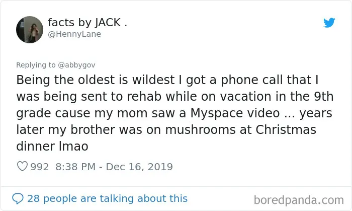 30 People Share Stories About How Their Parents Treated Them Vs. Their Younger Siblings