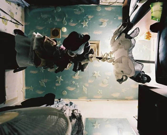 South Korean Photographer Sim Kyu-Dong Shows How The Poor Live In ‘Goshitels' In 30 Powerful Photos