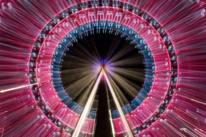 13 Long Exposure Zoom Pictures I Took Of A Ferris Wheel