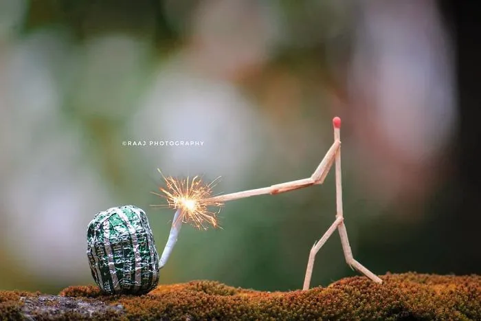 Artist Depicts The Everyday Lives And Struggles Of Matchsticks (31 Pics)