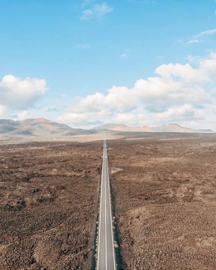 I Traveled To The Island Of Lanzarote And Captured Its Mars-Like Scenery (14 Pics) 