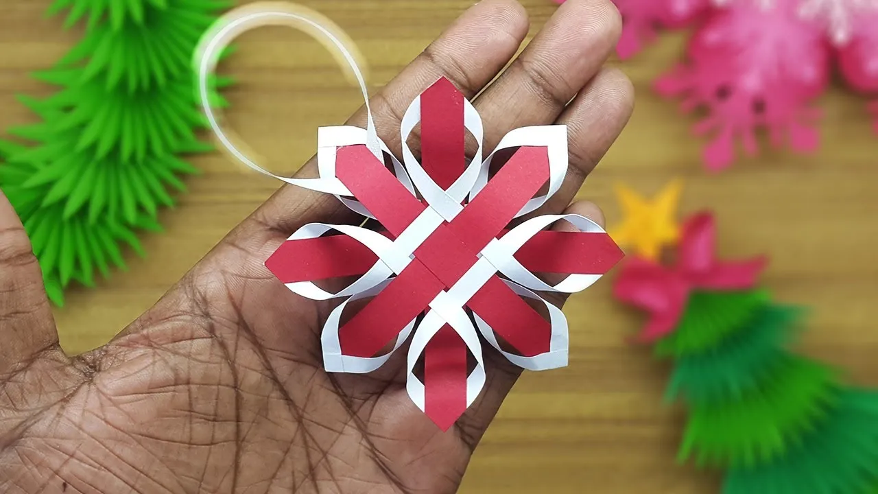 Little Snowflake | DIY 3D Paper Snowflakes | Christmas Tree Decoration Ornaments