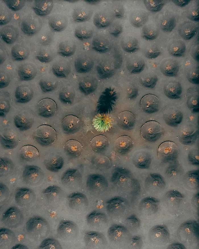 I Traveled To The Island Of Lanzarote And Captured Its Mars-Like Scenery (14 Pics) 