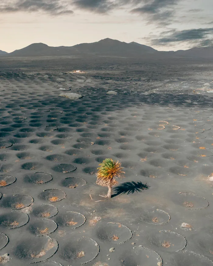 I Traveled To The Island Of Lanzarote And Captured Its Mars-Like Scenery (14 Pics) 