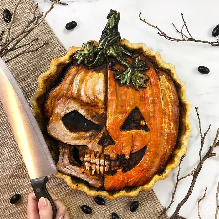 25 Pies That Look Too Good To Eat, Including A Festive Baby Yoda