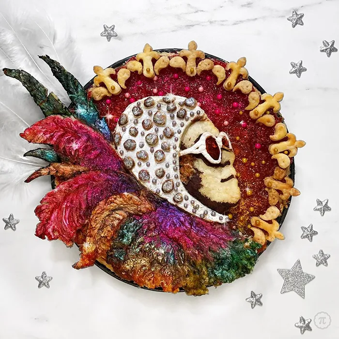 25 Pies That Look Too Good To Eat, Including A Festive Baby Yoda
