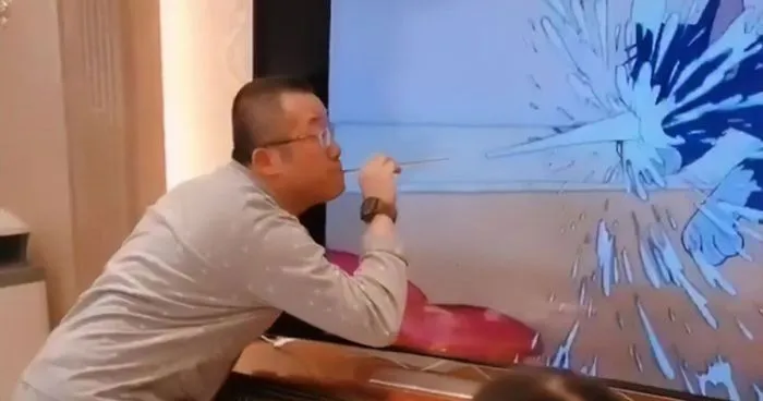Somebody Needs To Give This Father A Dad Of The Year Medal For Joining His Daughter's Tom & Jerry Cartoon