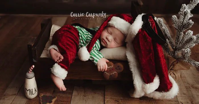 I Capture Sweet Little Sleepy Christmas Babes