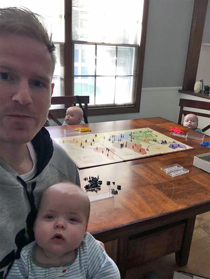 Wife Left Me Alone With The Kids For The First Time And After Asking For An Update I Sent Her This
