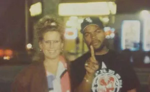 29 Celebrity Encounters That People Found Old Photos Of And Decided To Share