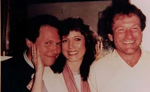 29 Celebrity Encounters That People Found Old Photos Of And Decided To Share