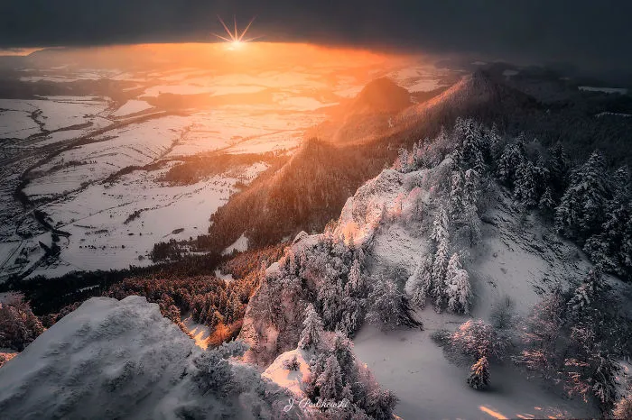 I Visited Three Crowns In The Polish Pieniny Mountains With A Magical Winter Scenery