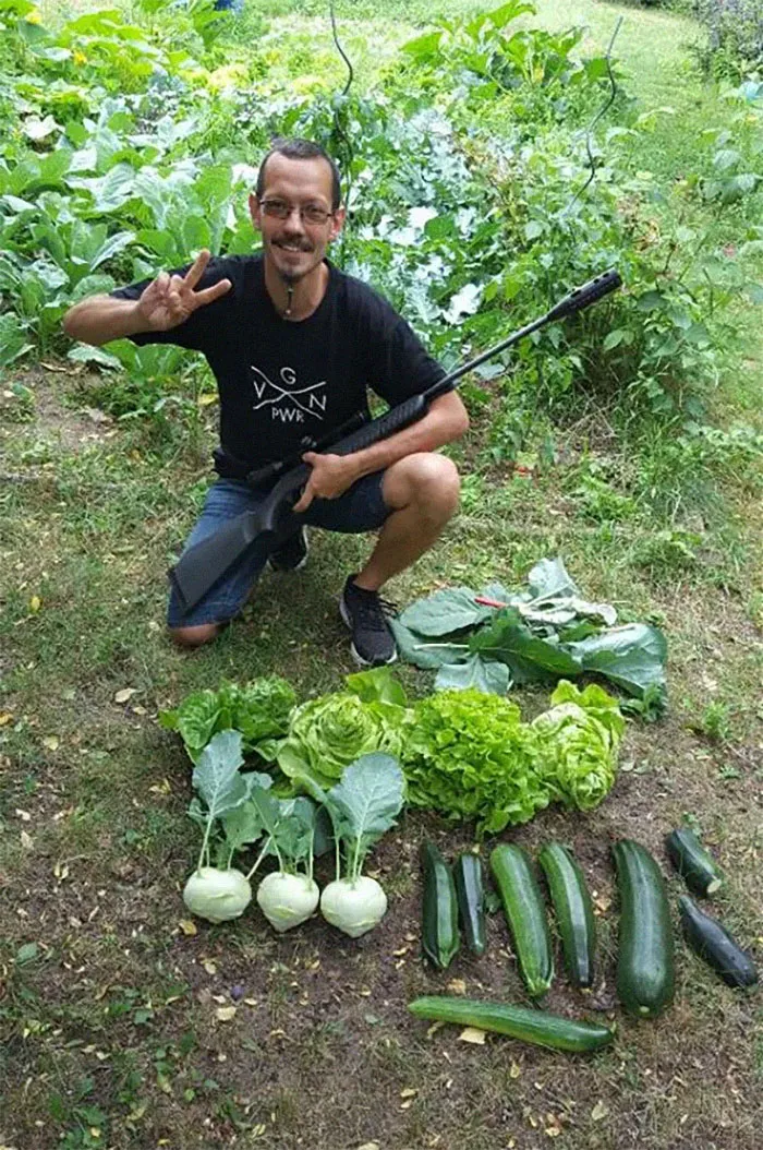 30 Funny Pics Of Vegan "Hunters"