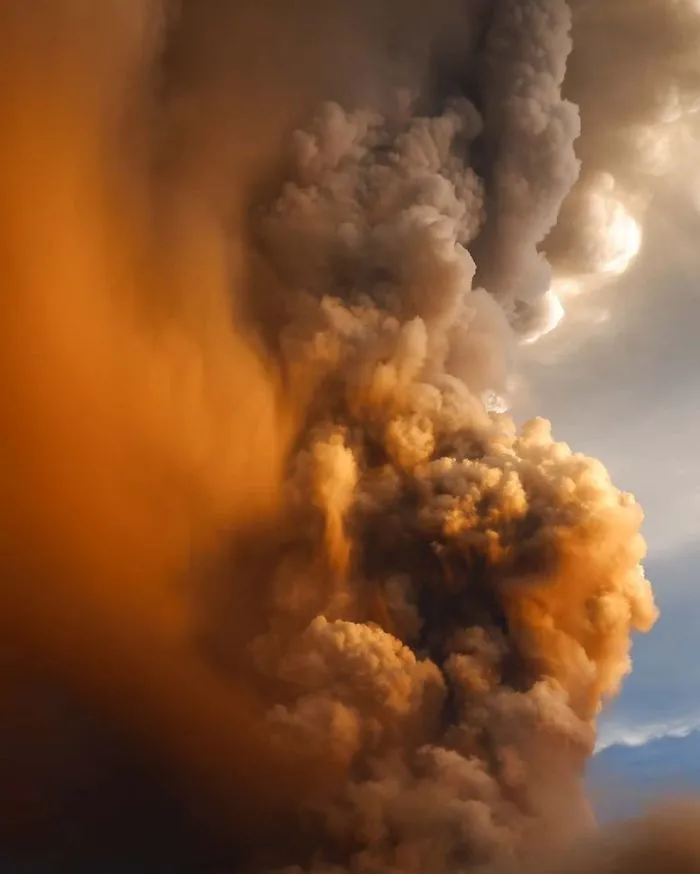 30 Fotos que muestran el terrorífico poder del volcán Taal que ha hecho erupción en Filipinas
