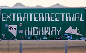 I Capture The Strange Folklore And Atmosphere In Nevada's Desert Around Area 51 (27 Pics)