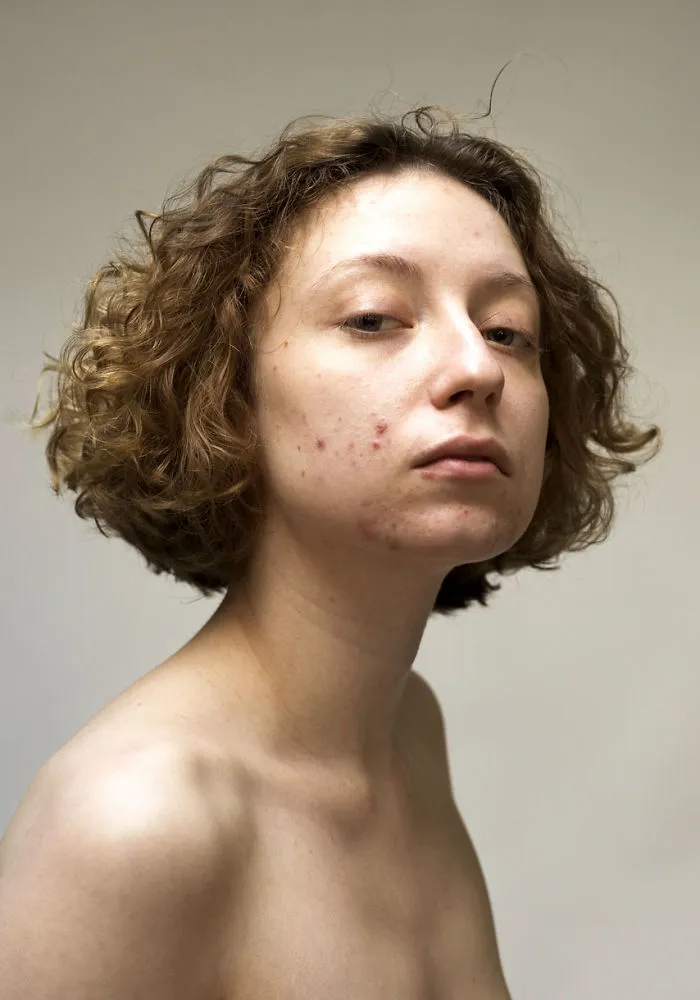 In The World Of Filters And Facetune, This Photographer Calls Us To Appreciate The Real Faces Of Women