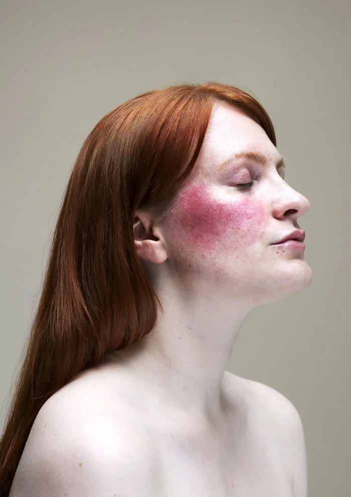 In The World Of Filters And Facetune, This Photographer Calls Us To Appreciate The Real Faces Of Women