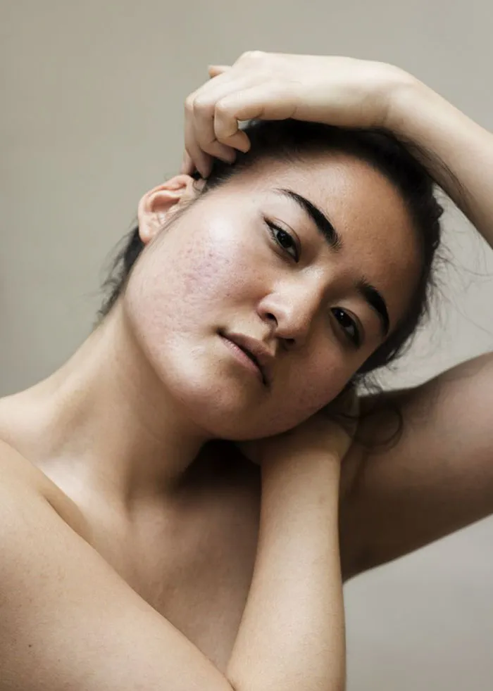 In The World Of Filters And Facetune, This Photographer Calls Us To Appreciate The Real Faces Of Women