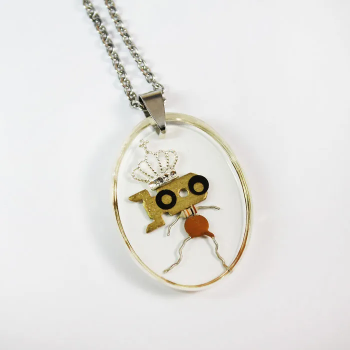 I Turned Electronic Components Into Adoptable Tiny Robots