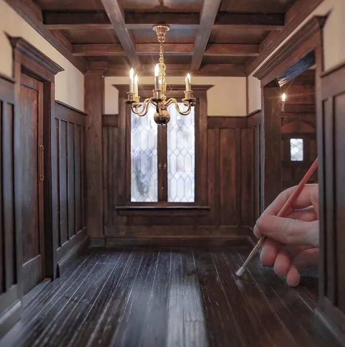 30 Historically Accurate Miniature Rooms That This Artist Builds On A 1:12 Scale