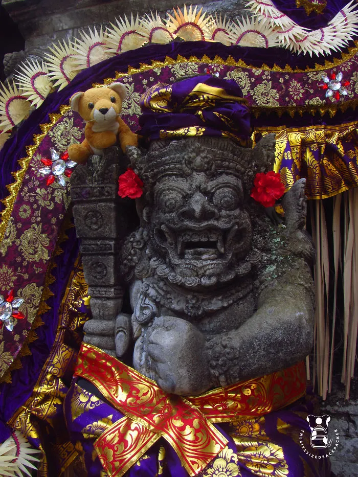 Making A Friend At Puri Saren Palace On Bali, Indonesia