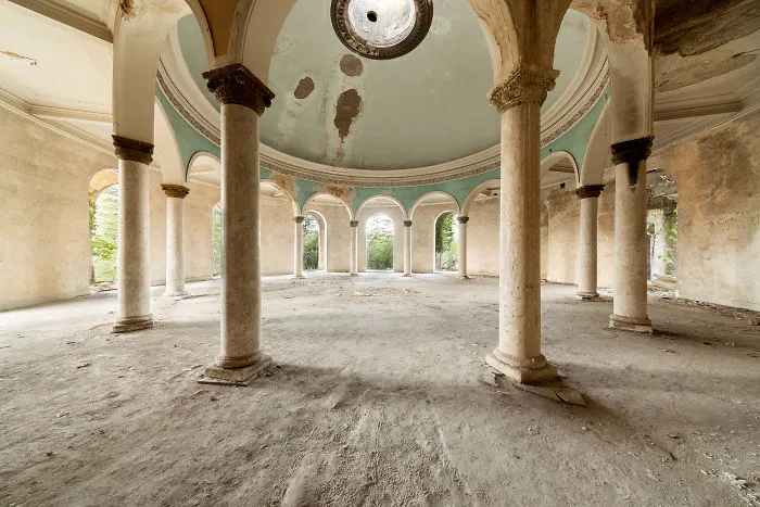 I Paid A Visit To Soviet-Era Spas In Georgia And Was Mesmerized By Their Solemn Beauty (11 Pics)