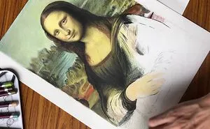 50 Hours In 3 Minutes. Mona Lisa Drawn With Colour Pencils.
