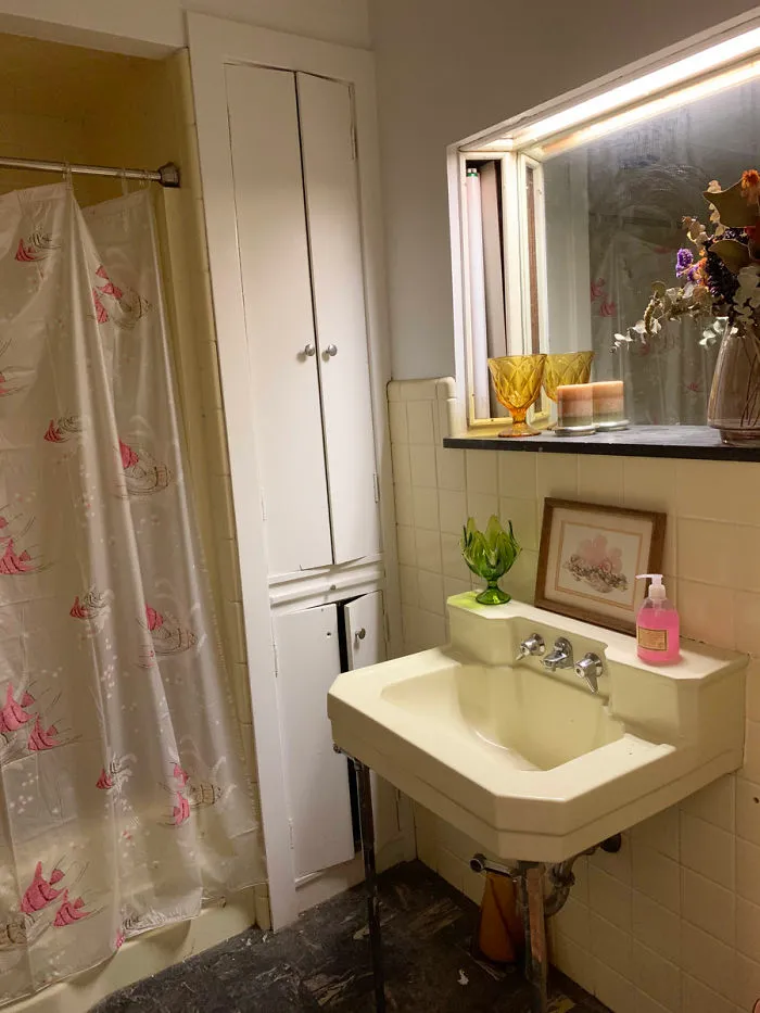 51 Restrooms In Cleveland That Were Worth A Photo