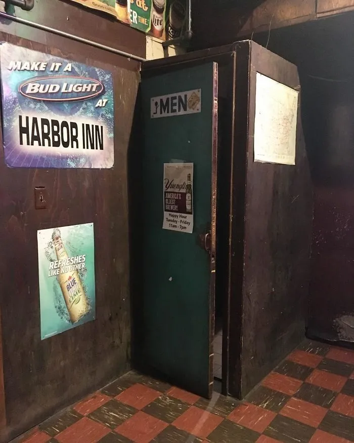 51 Restrooms In Cleveland That Were Worth A Photo