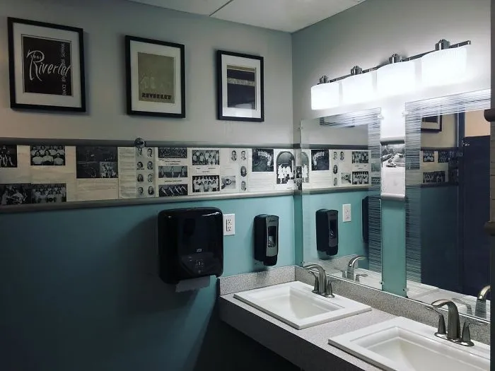51 Restrooms In Cleveland That Were Worth A Photo