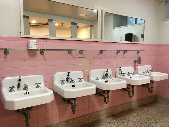 51 Restrooms In Cleveland That Were Worth A Photo