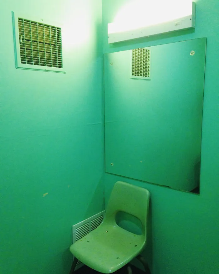 51 Restrooms In Cleveland That Were Worth A Photo