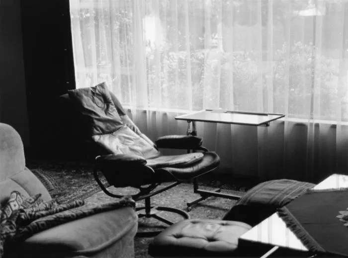 My Emotional Photographic Exploration Of The Loss Of My Grandparents' Home