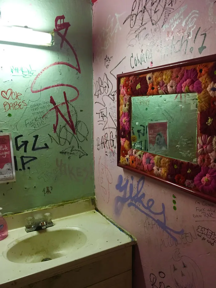 51 Restrooms In Cleveland That Were Worth A Photo
