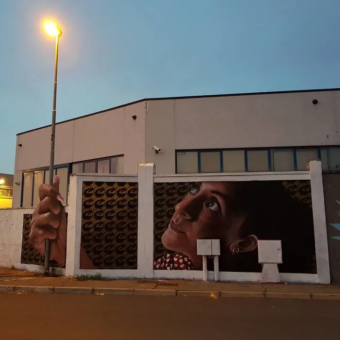 30 Pics Of 3D Street Art That Interacts With Its Surroundings, Created By Caiffa Cosimo