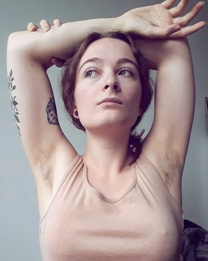 40 Mujeres comparten sus fotos por "Januhairy"