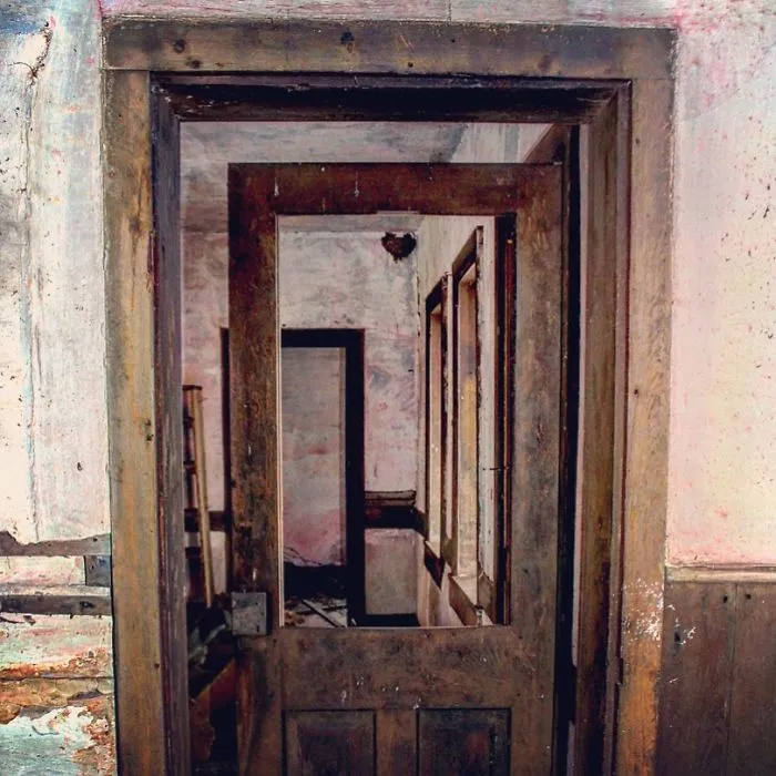 I Explore Abandoned Homes Throughout Rural Wisconsin