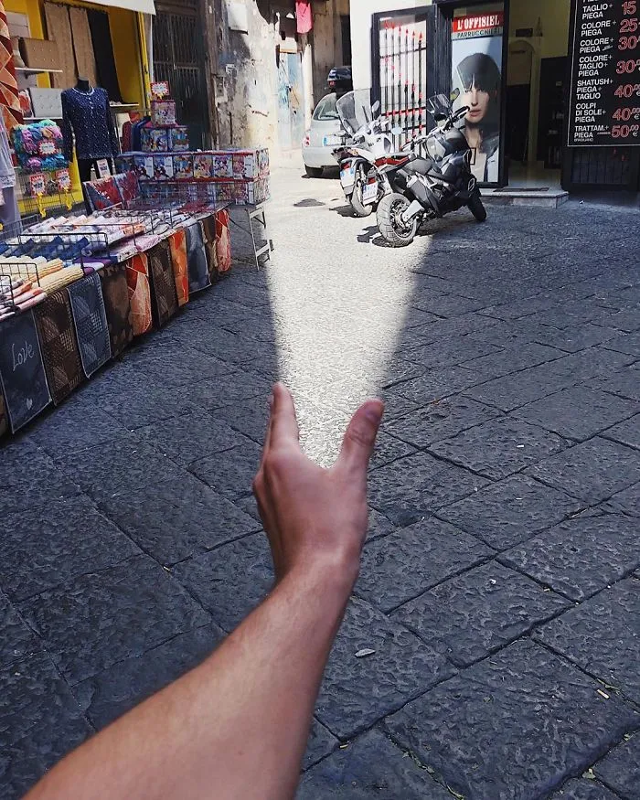 Here Are My 30 Best Optical Illusions That Were Made Without Any Editing Software