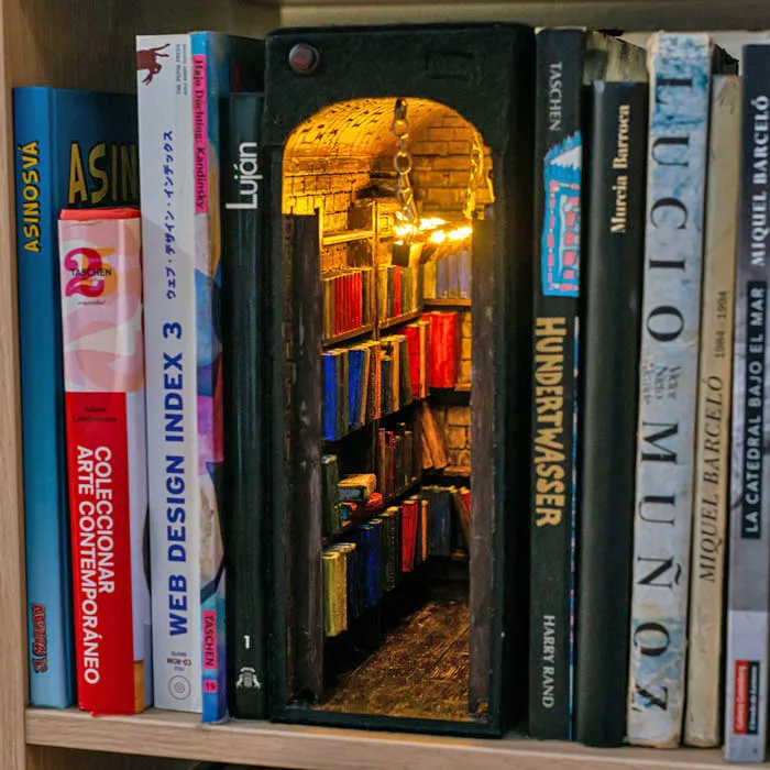 Design, Print And Paint A Small Shelf To Decorate Shelves